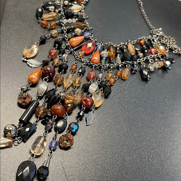 Jewelry - Elegant Multicolor Beaded Necklace